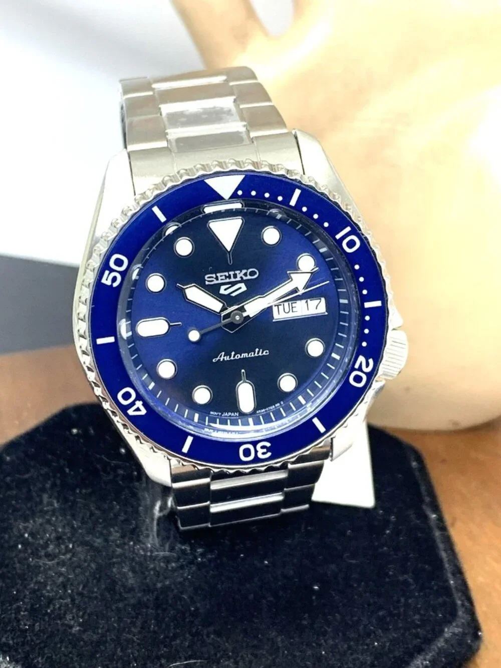 Seiko 5 Men's Watch SRPD51 Automatic Blue Dial Day Date Silver Stainless Steel